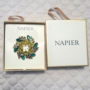 Napier Women’s Pin Wreath Gold Tone Green Rhinestone Brooch